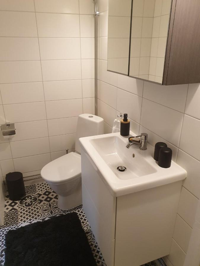 Gardshus Med Spabad Utomhus Vadstena Eksteriør billede
